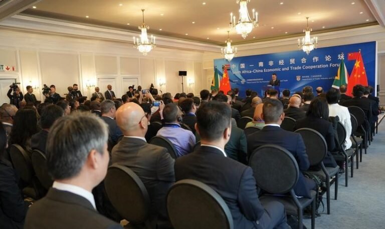 China South Africa trade forum discussing zero tariff policy and economic cooperation