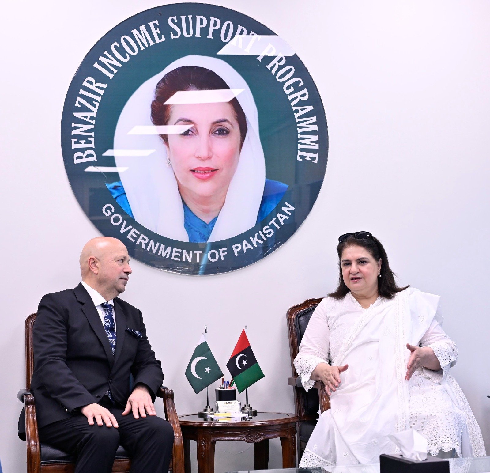 BISP explores digital inclusion, financial literacy partnership with VEON, Jazz