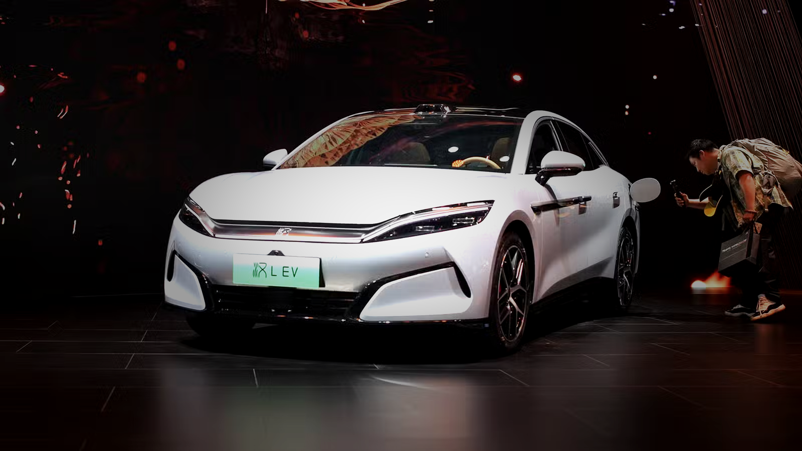 BYD shares climb as rising fuel prices lift EV outlook despite broader market fall