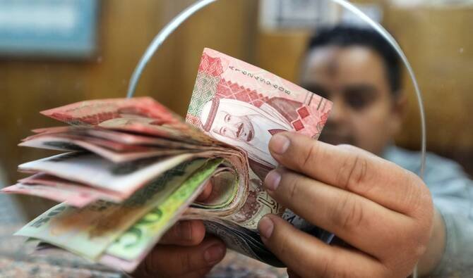 Pakistan faces $3–$4 billion remittance risk as Middle East tensions threaten overseas jobs