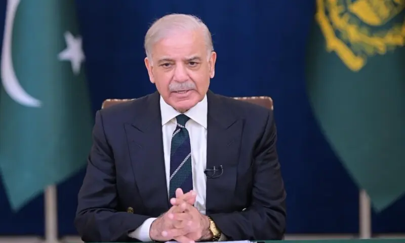 Pakistan Implements Four-Day Workweek, Shuts Schools Amid Middle East Oil Crisis