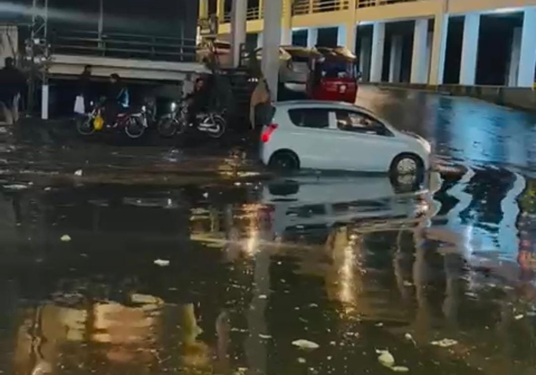 Storm triggers flash floods in Swat, homes damaged and roads submerged