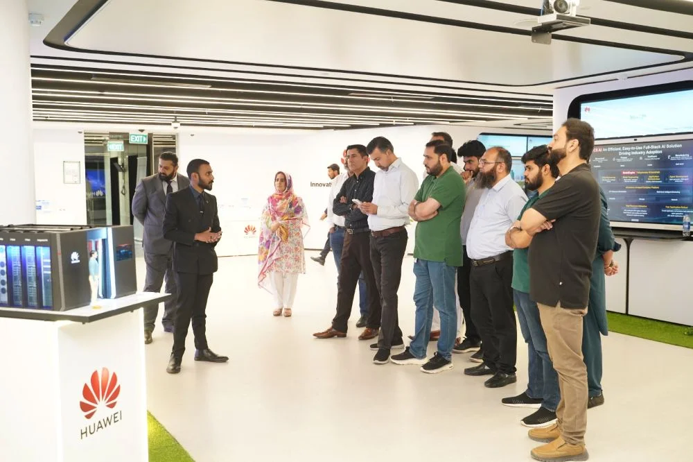 Huawei Pakistan Digital Week 2026 event showcasing cloud and AI technologies in Islamabad