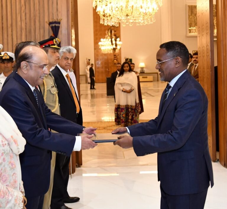 Ethiopian ambassador presents credentials to President Zardari at Aiwan-e-Sadr in Islamabad.