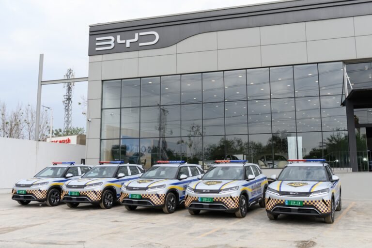 Islamabad Police adopts BYD electric vehicle fleet for patrol operations in Pakistan.