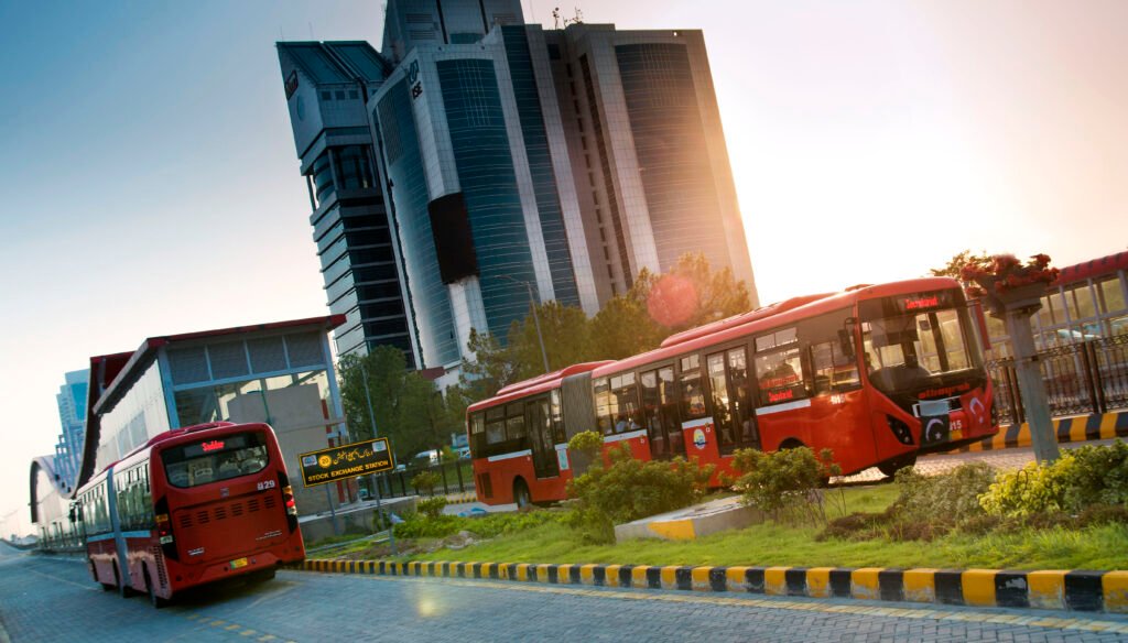 Metro bus catches fire near Kalma Chowk, passengers evacuated safely A Metro Bus catches fire near Kalma Chowk in Lahore as passengers are evacuated safely.