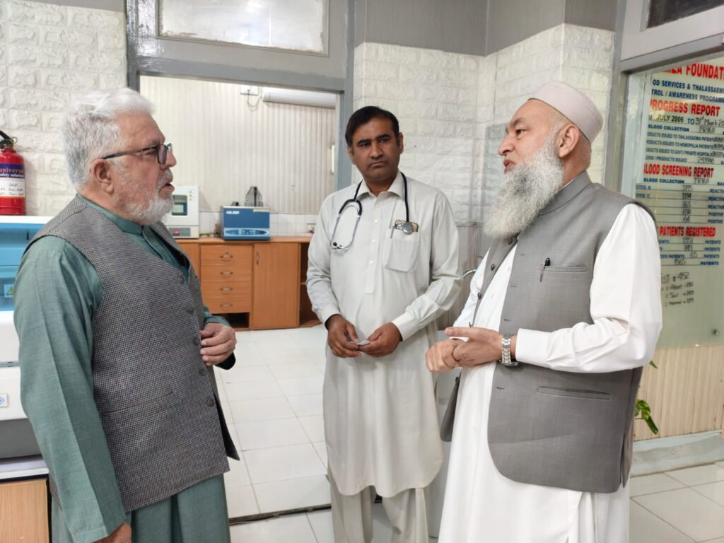 Najeeb Ullah Anjum applauds Hamza Foundation’s services during Peshawar visit