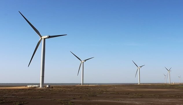 Pakistan explores offshore wind and marine energy to diversify power mix