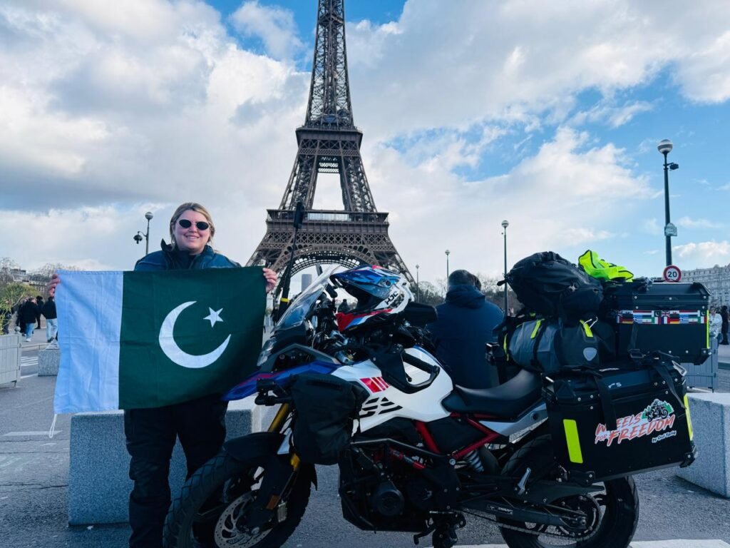 Pakistani biker Gul Afsha reaches Swat after 36-day journey from UK Pakistani biker Gul Afsha arrives in Swat after completing 36-day motorcycle journey from the United Kingdom.