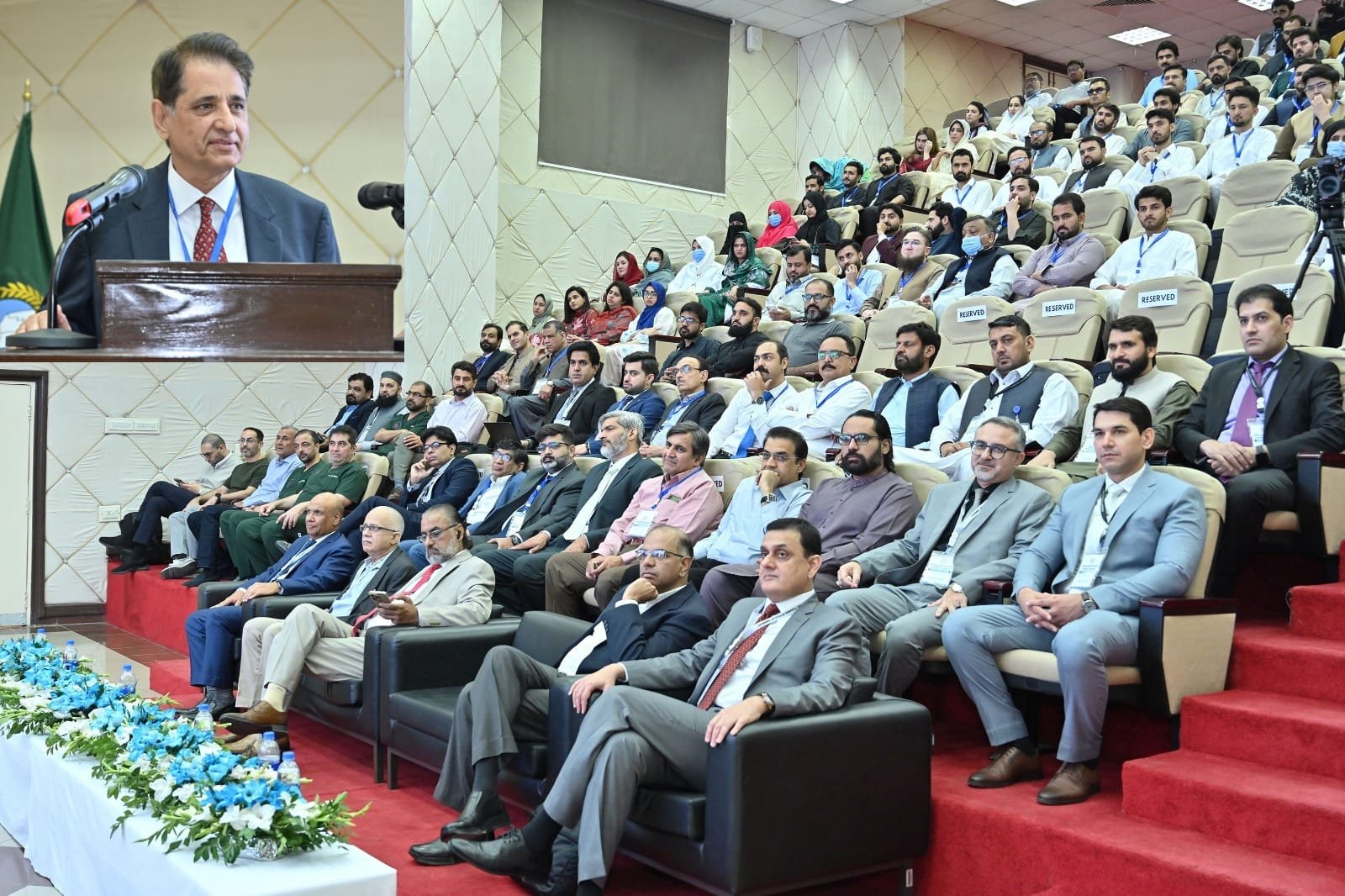 Peshawar hosts first national conference on minimally invasive cardiac surgery