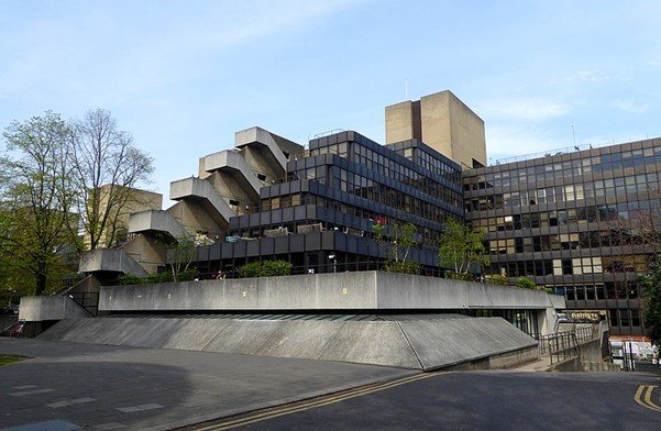 Fully funded UK scholarship opens for Pakistani students at UCL Institute of Education