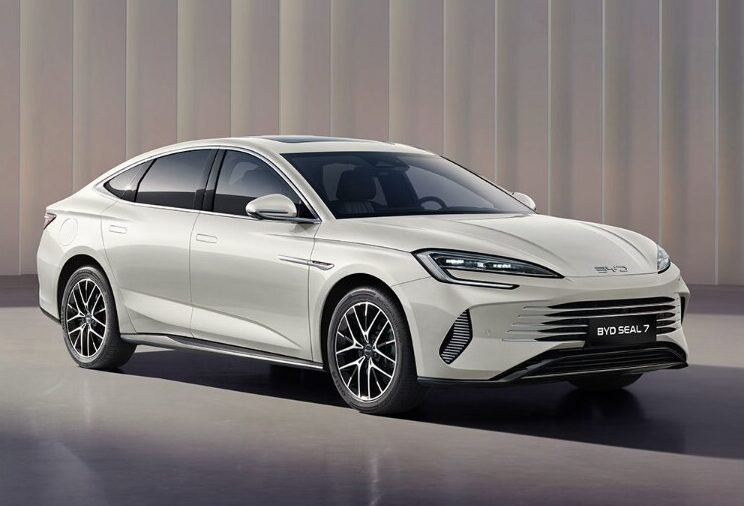 BYD rolls out free home charger offer to boost EV adoption in Pakistan BYD EV in Pakistan with free home charger offer to support electric vehicle adoption