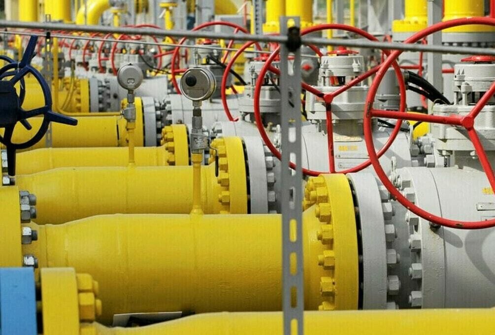 IMF allows Pakistan to revise captive gas levy, offering potential relief for industries