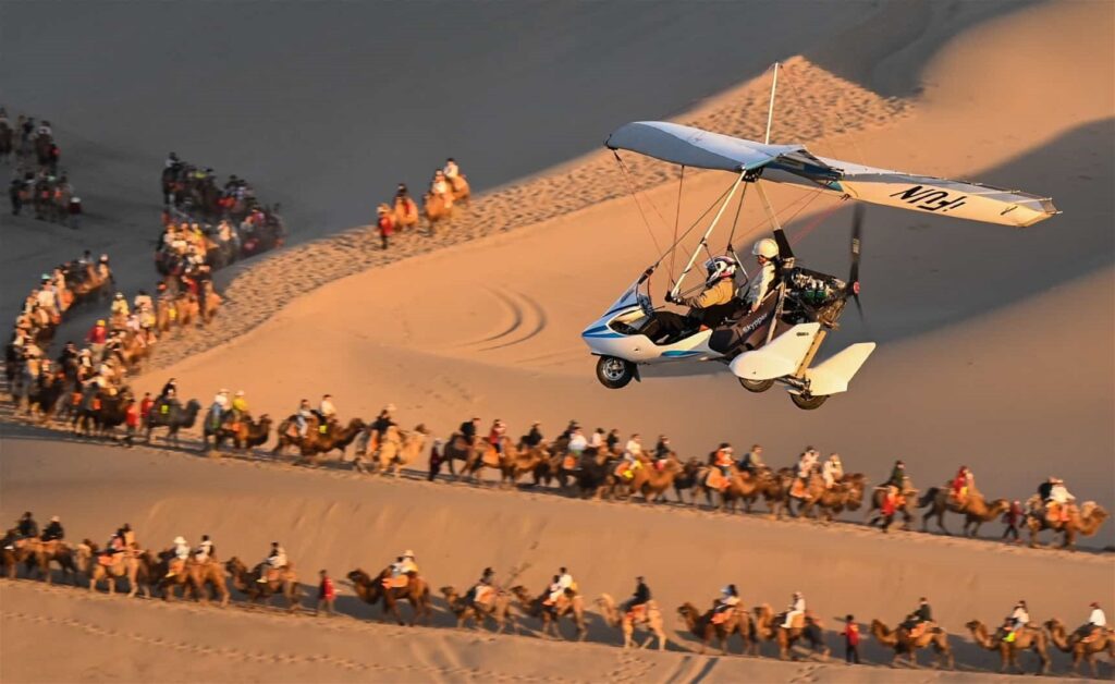 China's May Day holiday showcases economic vitality through tourism boom