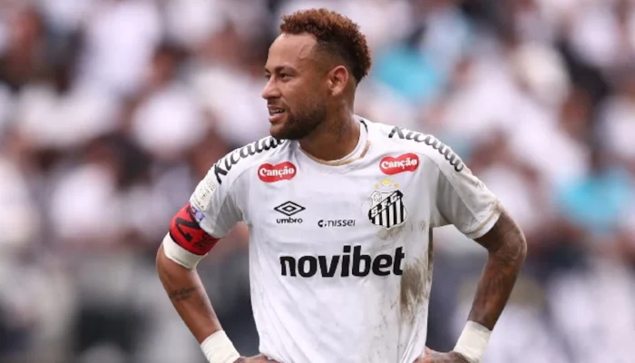 Neymar says he is fit for the World Cup as Brazil prepare to announce Carlo Ancelotti’s squad.