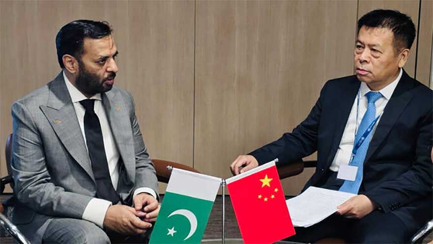 Pakistan seeks Chinese support for vaccine, pharma production
