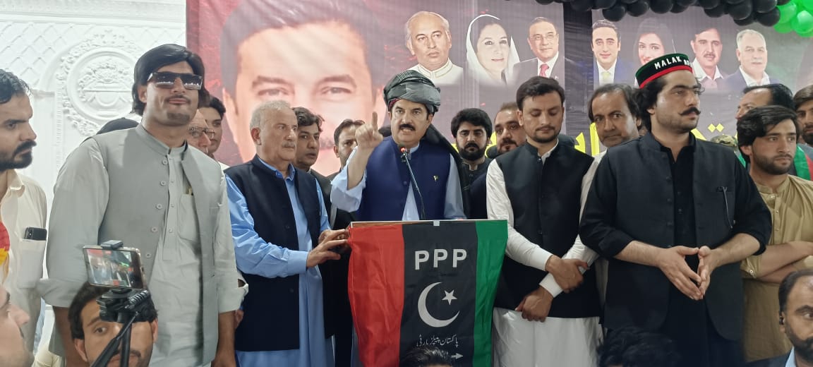 Kundi rules out talks with groups rejecting state, Constitution