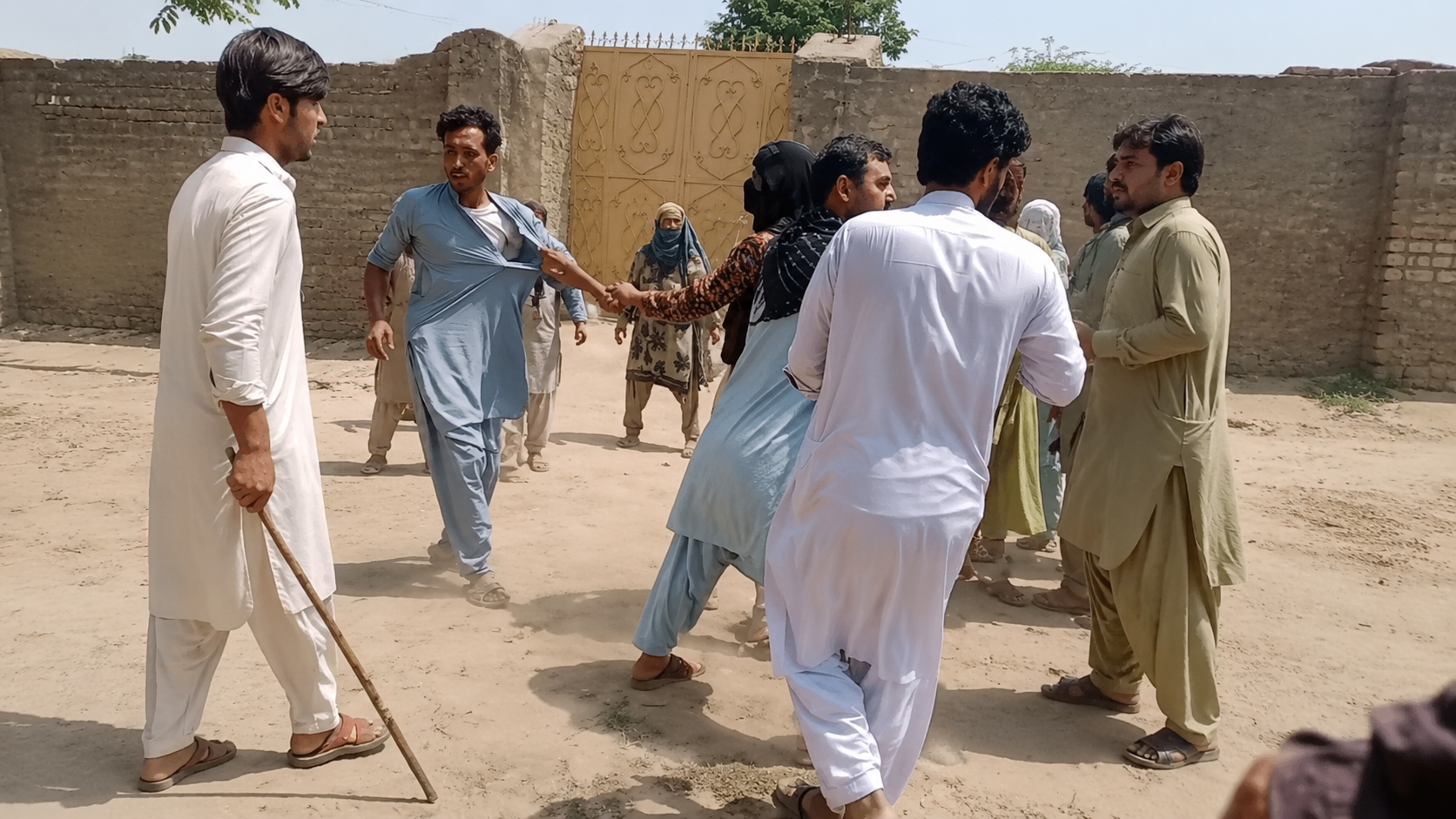 PTM workers, supporters attempt to block operation against suspected militant facilitator in Mohmand