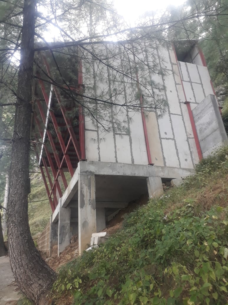 Residents fear disaster as illegal mining, mountain cutting threaten homes in Rawalpindi