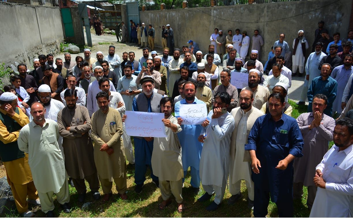 Government employees in Shangla observe pen-down strike for demand