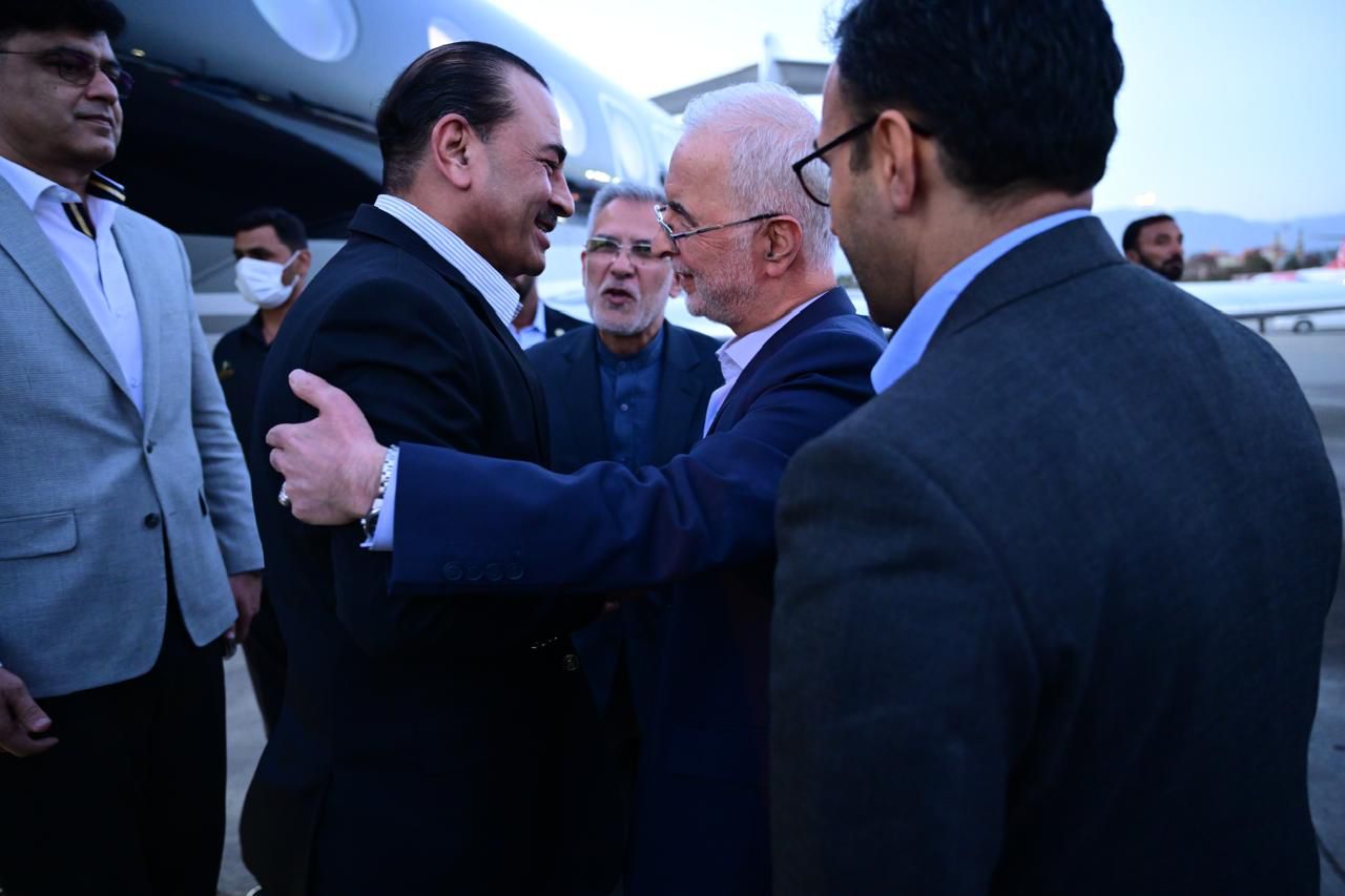 Field Marshal Asim Munir arrives in Tehran for mediation efforts
