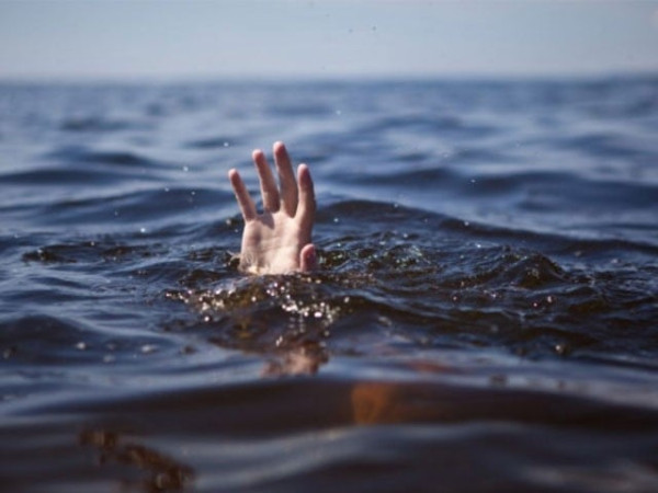 Father Dies While Saving Son Who Fell into Hub Canal in Karachi