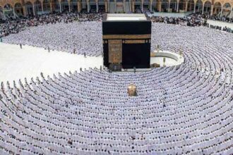 Pilgrims perform Hajj rituals as Pakistan prepares to launch registration for Hajj 2027.