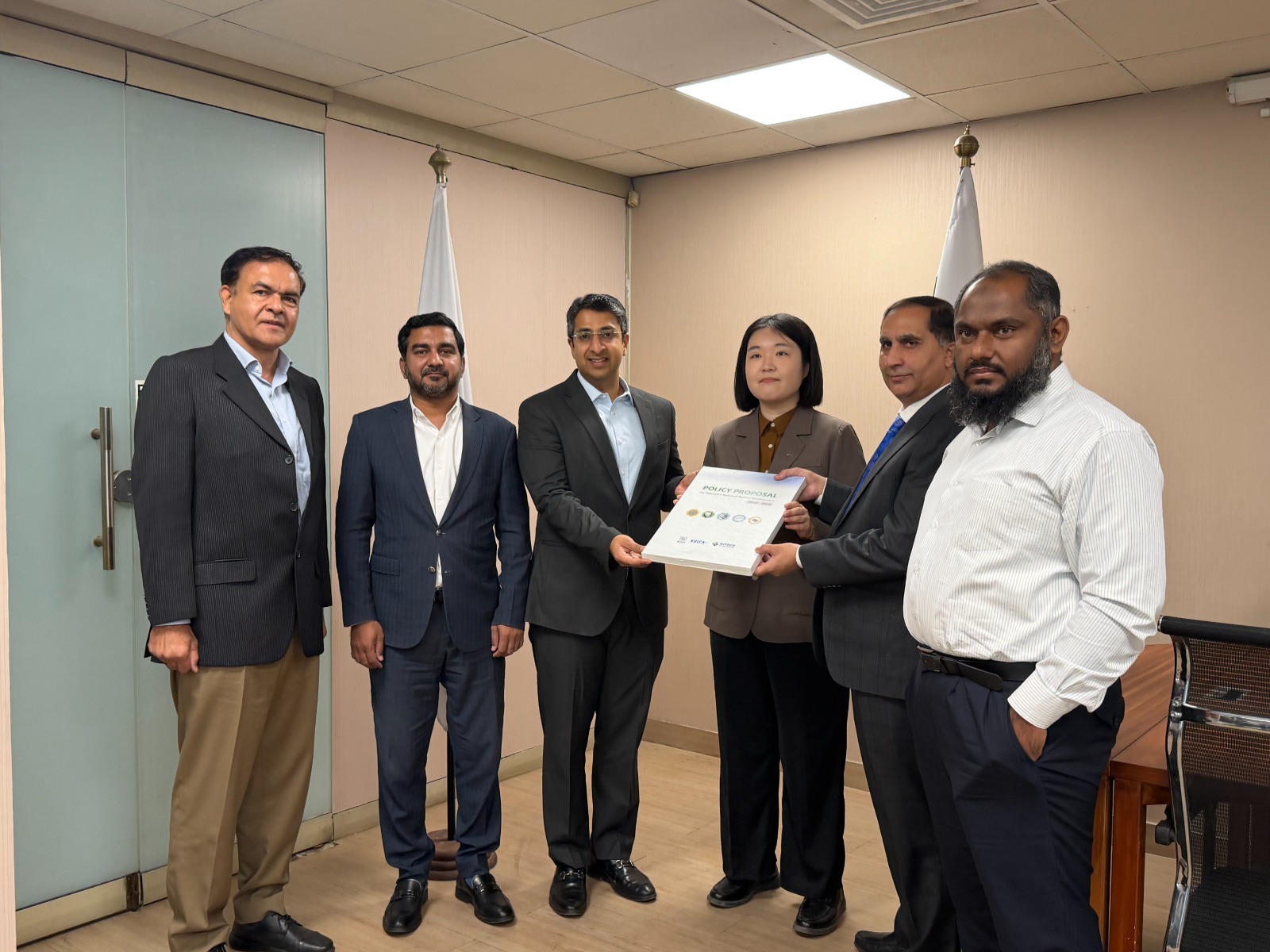 KOICA hands over 10-year roadmap for Pakistan’s technical textiles sector