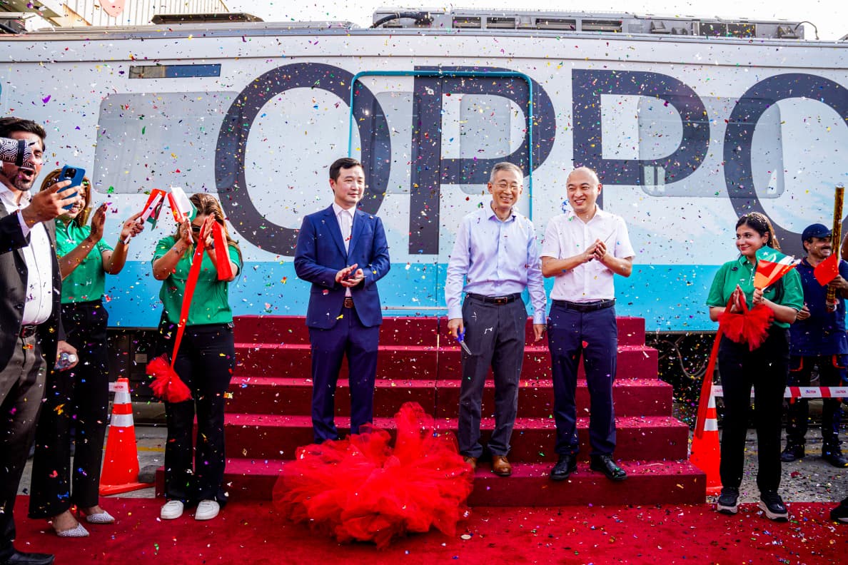 OPPO launches Pakistan’s first fully branded metro train on Lahore Orange Line