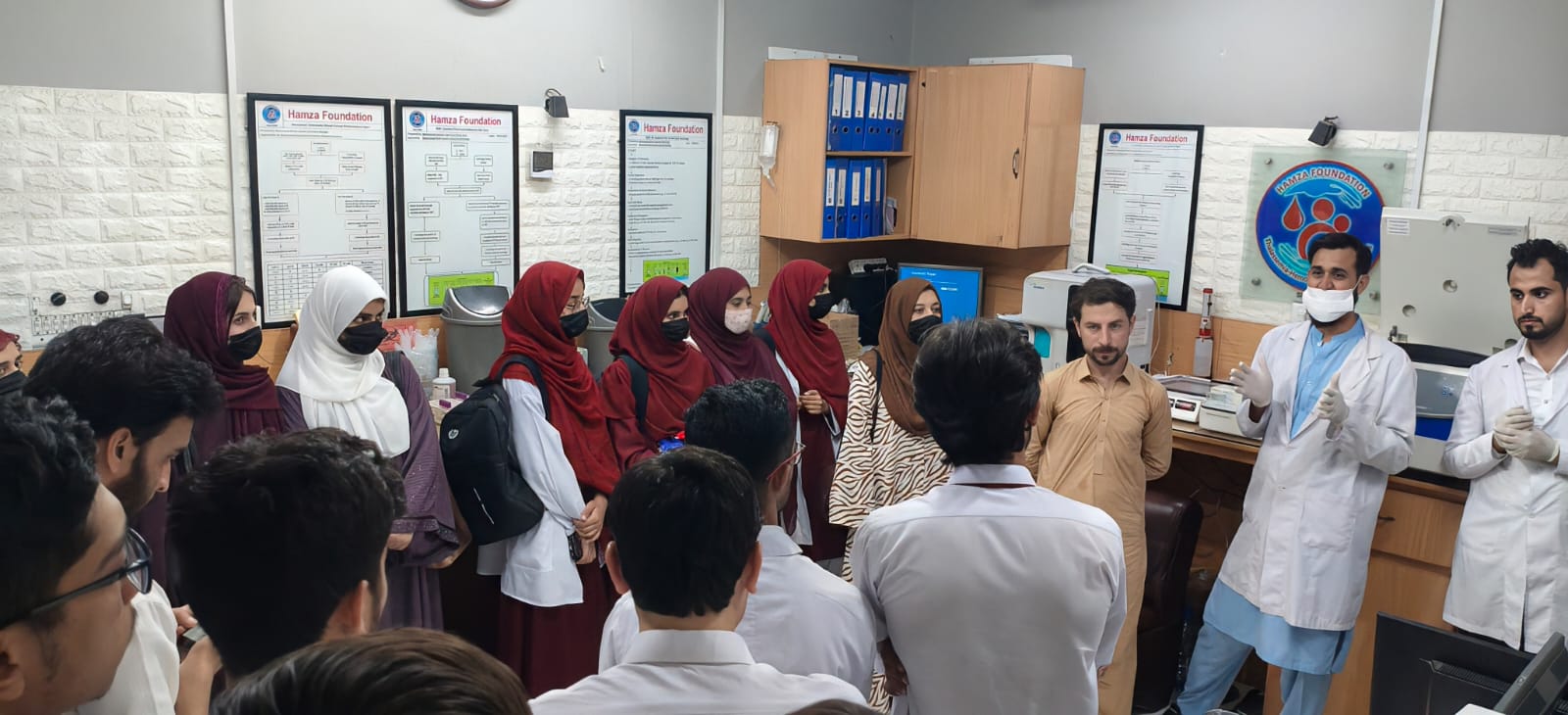 Medical Students Visit Hamza Foundation Thalassaemia Center, Observe Welfare Services in Peshawar