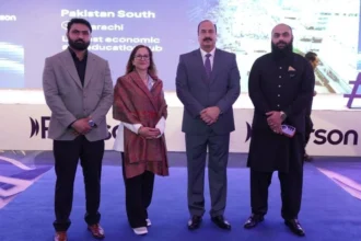 Pearson Education honours leading education consultants