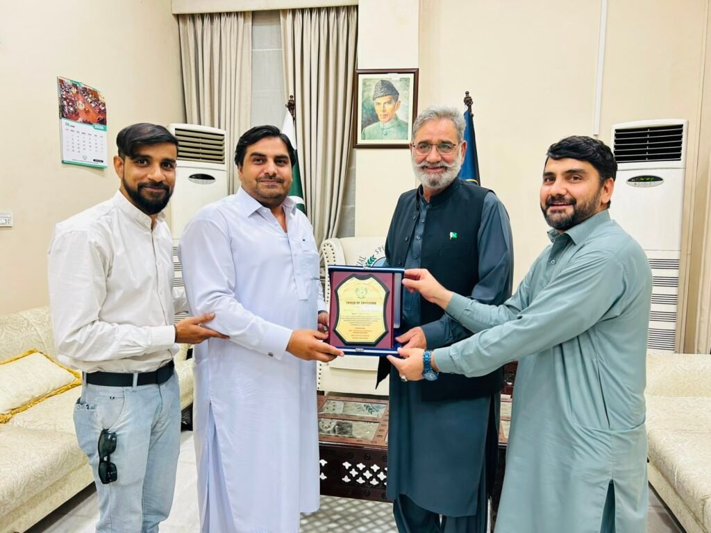 KP Assembly Speaker Reaffirms Commitment to Strengthening Media Capacity Building KP Assembly Speaker Babar Saleem Swati meets Press Gallery delegation in Peshawar to discuss media capacity building initiatives.