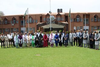 Experts discuss the One Health approach during a seminar on emerging infectious diseases in Pakistan.