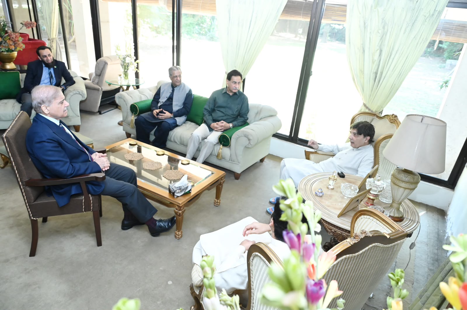 Prime Minister Shehbaz Sharif visits Chaudhry Nisar Ali Khan, offers condolences on family bereavement