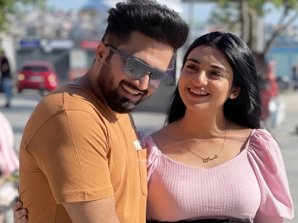 Falak Shabir faces criticism after calling for dress code restrictions in public places