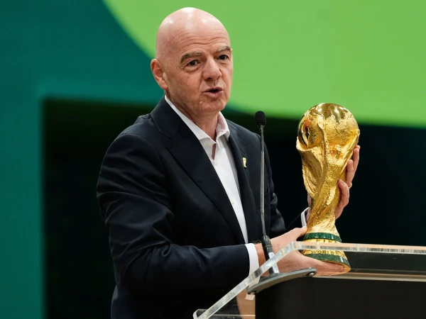 Michel Platini files legal cases against FIFA and Gianni Infantino in France