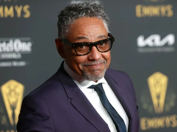 Giancarlo Esposito Reportedly Accepts Islam While Filming in Saudi Arabia