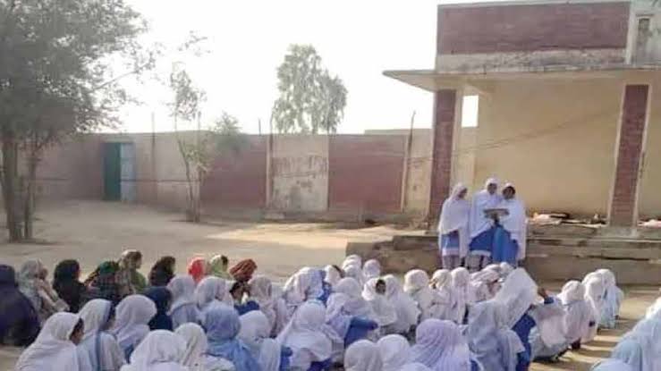Primary school completion rate rises to 57% in Pakistan