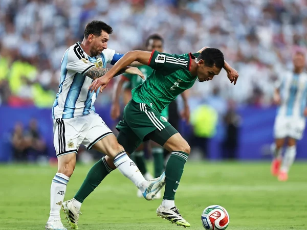 Messi Red Card Debate Raises Questions Over World Cup Officiating