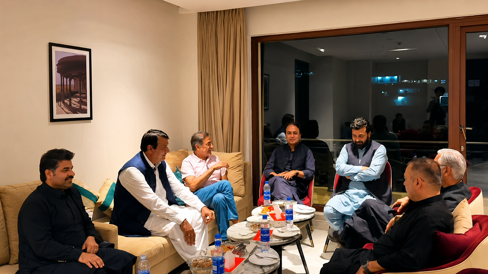 PML-N, PPP Leaders Meet in Gilgit to Discuss Government Formation