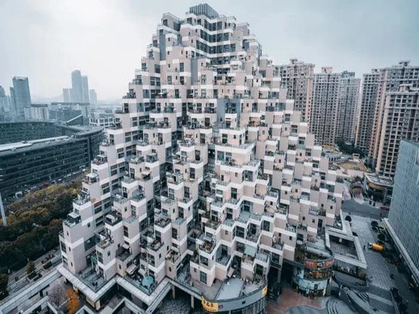 China’s 18-Storey ‘Pyramid of Kunshan’ Gains Attention for Unique Design