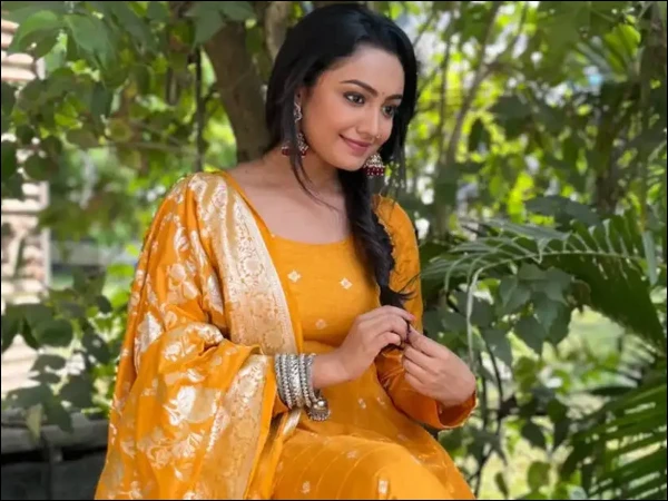 Indian Television Actress Sanchita Ogle Dies at 22, Police Open Investigation