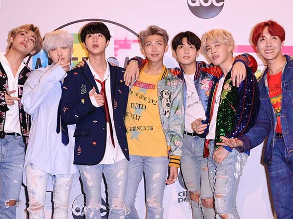 BTS Pulls ‘Arirang’ From 2027 Grammys Over New Asian Pop Category South Korean K-pop group BTS, which has withdrawn its album Arirang from consideration for the 2027 Grammy Awards.