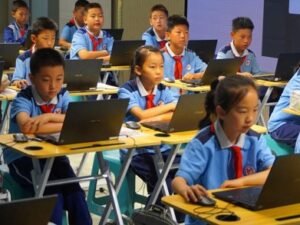 Smart education opens new possibilities for every student in Yinchuan Smart education opens new possibilities for every student in Yinchuan