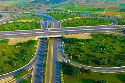 KP unveils Rs105bn roads, bridges plan