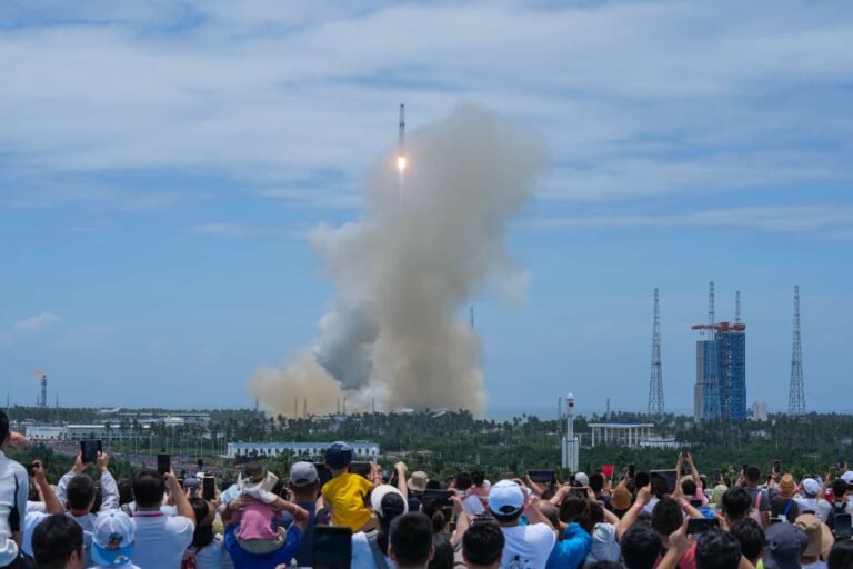 China's Long March-10B reusable rocket is recovered by an offshore net-capture system after a successful launch mission.