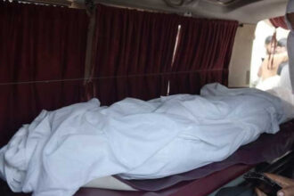 Police arrested a father after he confessed to killing his teenage son in Karachi’s Baldia Town.