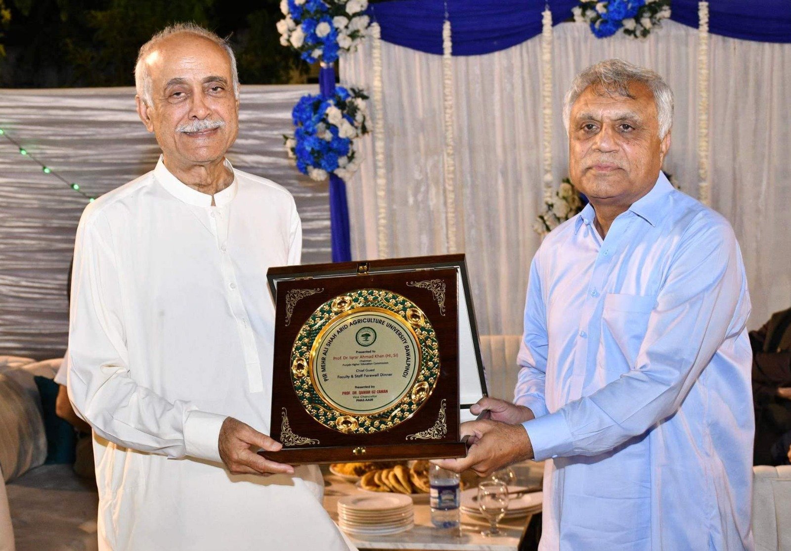 Arid University Honors Retired Faculty and Employees for Years of Service