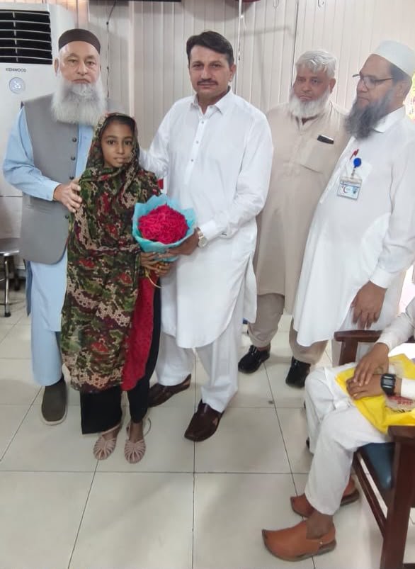 Peshawar Social Welfare Officer Reviews Hamza Foundation’s Thalassaemia Services