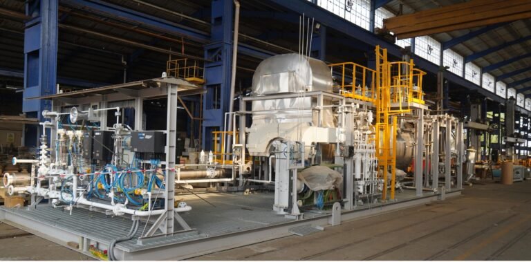 Descon Exports Pakistan-Made Steam Generation Packages for Major UAE Energy Project Descon Engineering manufactured steam generation packages in Pakistan for export to a major UAE gas processing project.